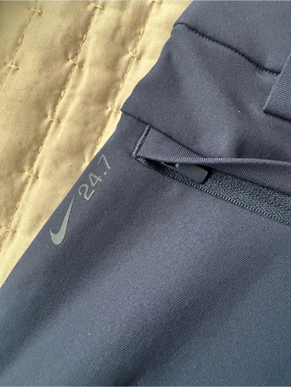$100 MSRP Nike 24.7 Mens Perfectstretch Dri-FIT 6” Shorts Navy Blue